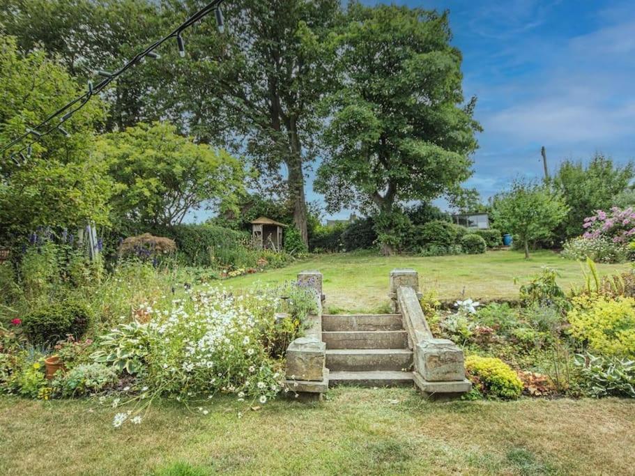 Clayton West Holmfield Houseヴィラ エクステリア 写真