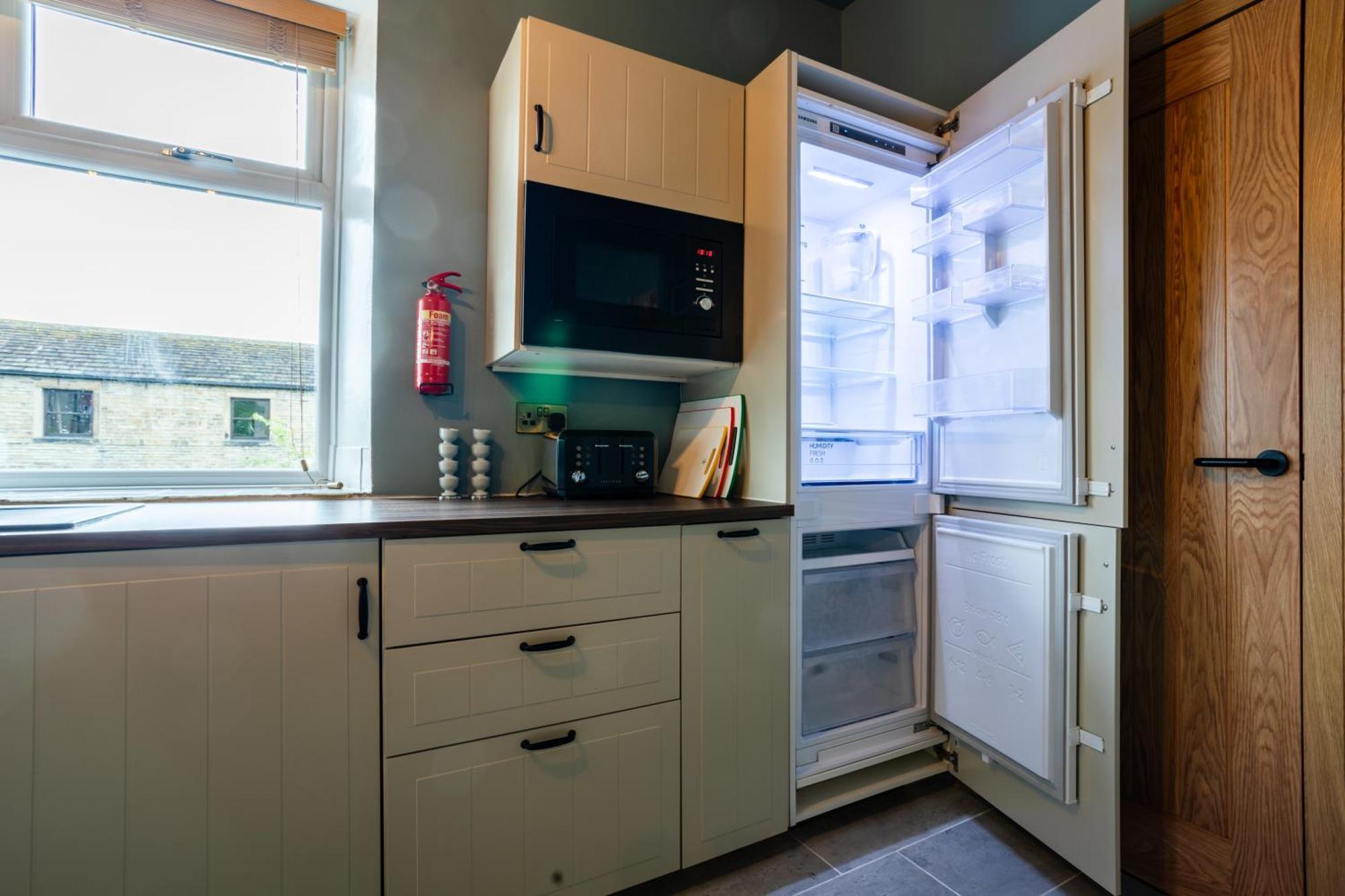 Clayton West Holmfield Houseヴィラ エクステリア 写真
