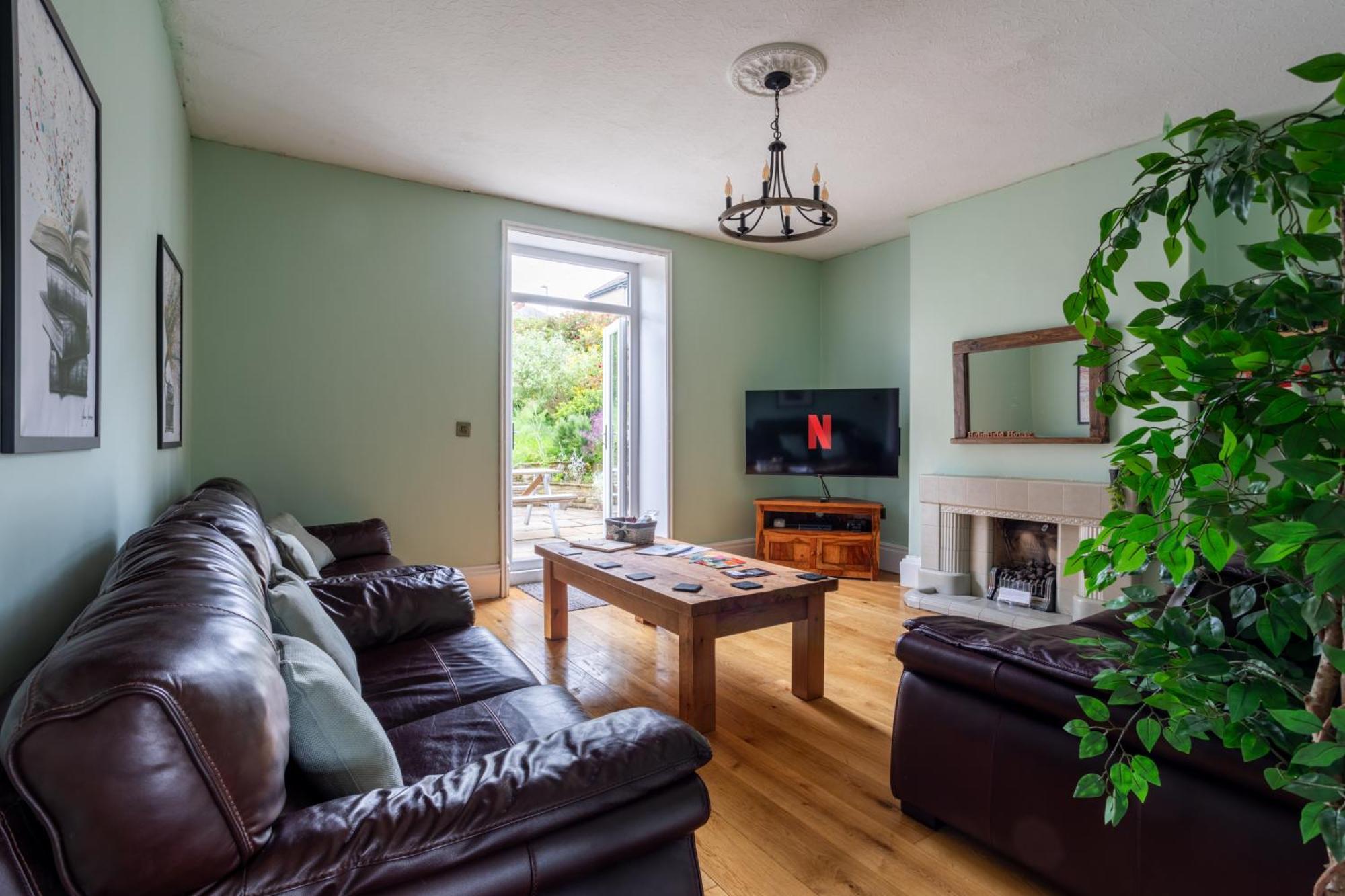 Clayton West Holmfield Houseヴィラ エクステリア 写真